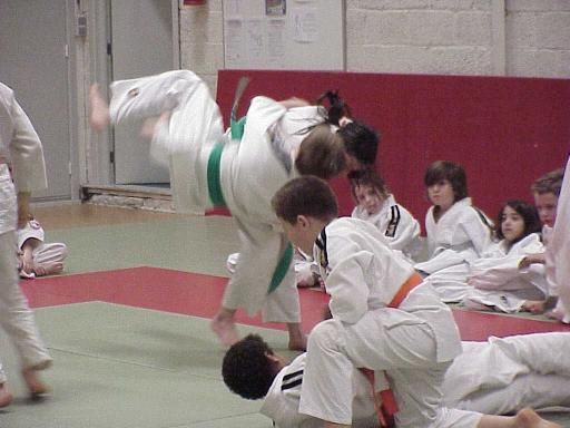 20021205_sn07.jpg
